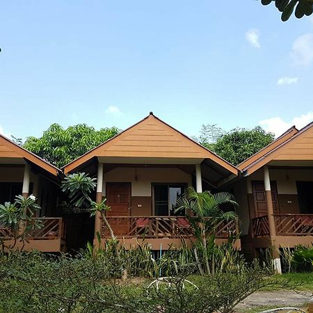 Chilling Hill Guesthouse Pai Exterior foto